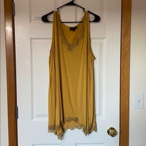 3x laced sleeveless tunic